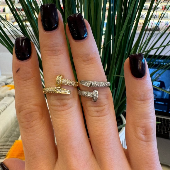 Nail Fashion Ring - Picture 1 of 4